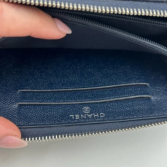 (SOLD) Chanel Medium Blue Leather Zip Wallet (2760****) - Picture 10 of 14